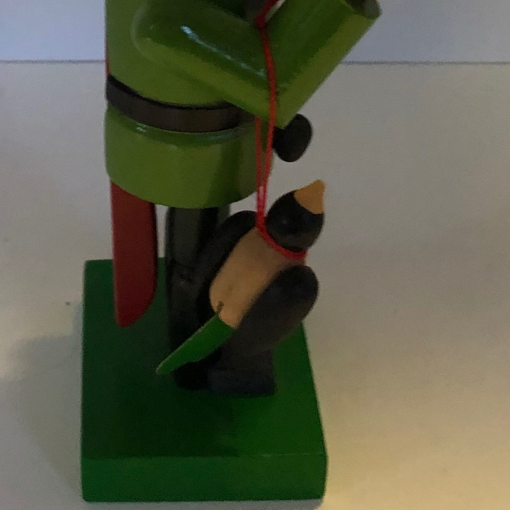 Nutcracker - Picture 3 of 6